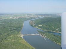 ../newssystem/imagesNews/old_archive/thumbnails/flug_1b_sklein.jpg (5694 Byte)