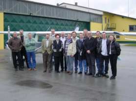 gruppe_1_sklein.jpg (9485 bytes)