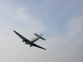 ../newssystem/imagesNews/old_archive/thumbnails/ju_01_klein.jpg (3734 bytes)