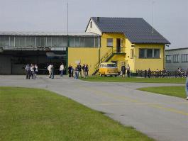 ../newssystem/imagesNews/old_archive/thumbnails/ju_02_klein.jpg (9401 bytes)